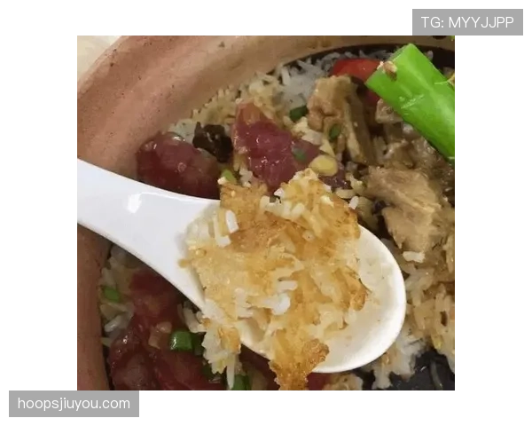 萨卡家的冰箱里居然只有水和蛋白粉？